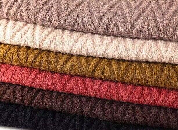 Damski modny sweter średniej długości z kieszeniami