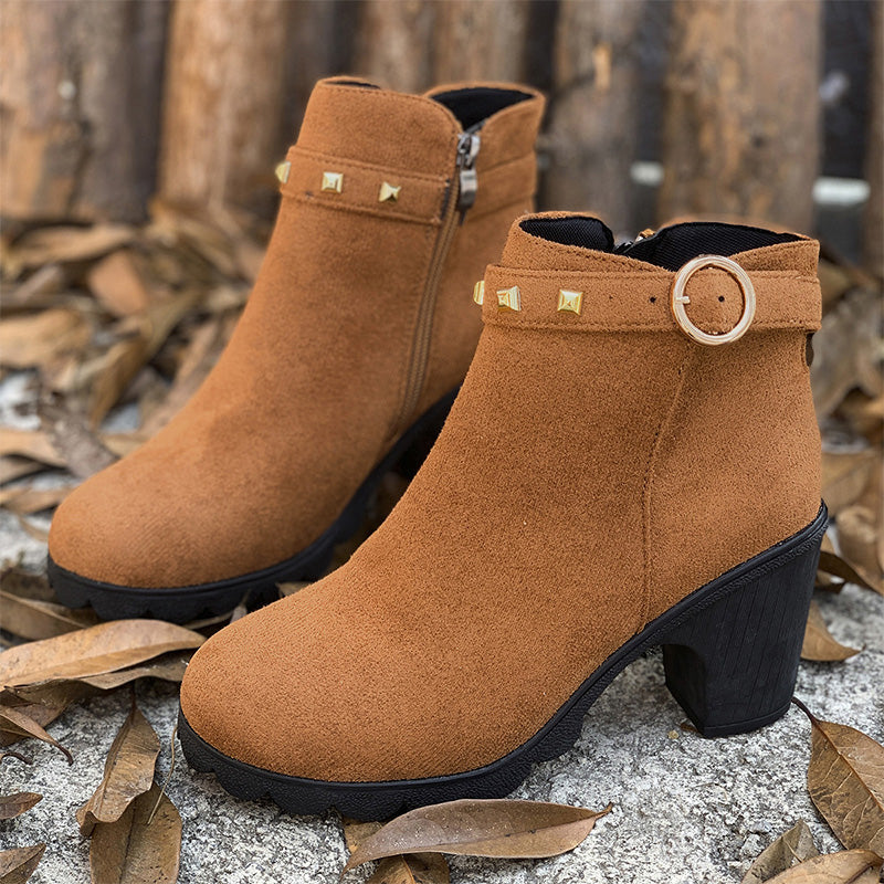 Damskie botki na grubym obcasie