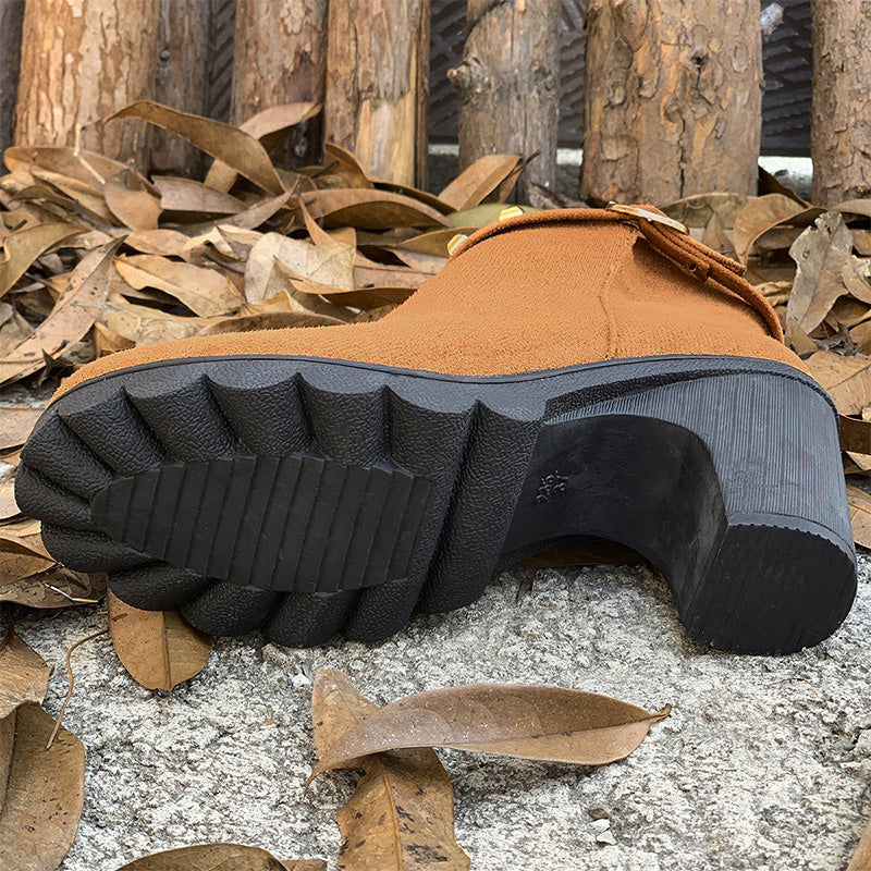 Damskie botki na grubym obcasie